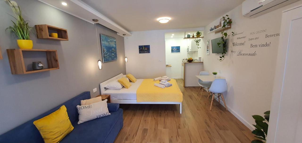 Apartments & Rooms Karla Драмал Екстериор снимка