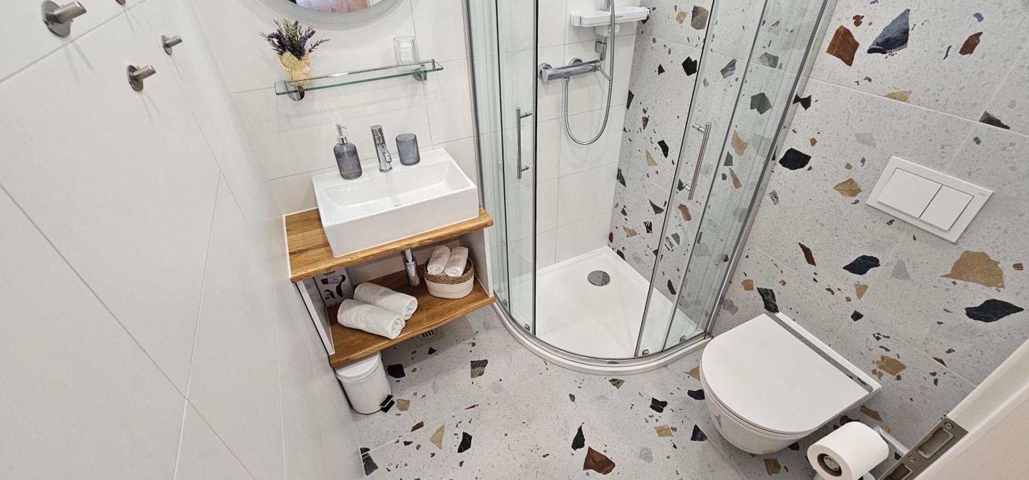Apartments & Rooms Karla Драмал Екстериор снимка